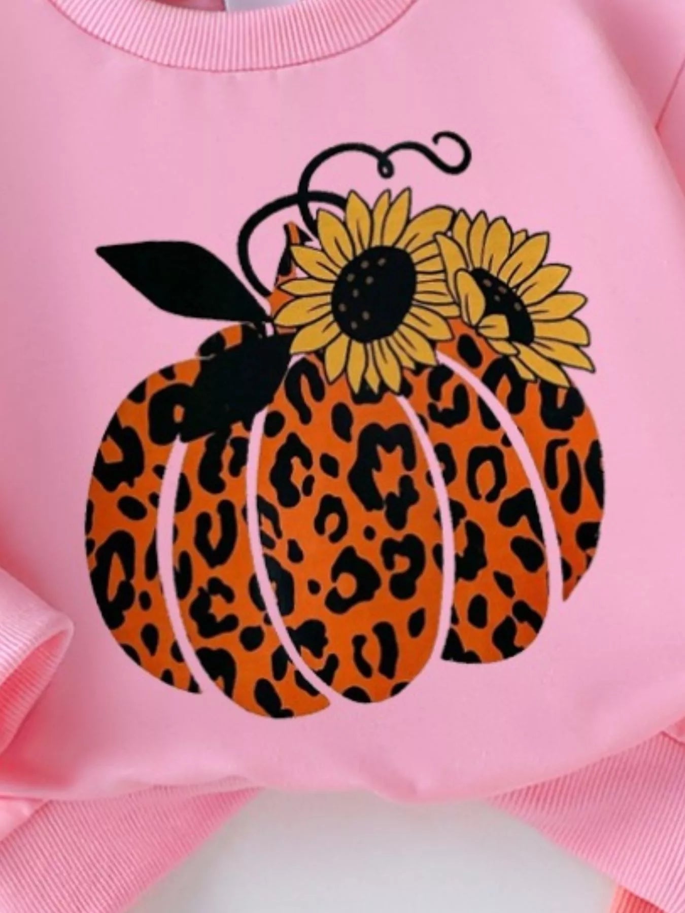 Christine Halloween Graphic Sweatshirt and Flare Pants Set - GuGuTon baby store - Baby Fashion - Toddlers Outfits - Babies Outfits - Toddler Clothes - Kids Clothing - Newborn Clothes - Newborn Wear - Kids Wear - Trending Clothes - Trending Outfits - Fall Fashion - Winter Fashion - Girls Clothes - Boys Clothes - Babies Wear - Kids Accessories - KidsWear - Summer Clothes - Summer Fashion - Summer Trend - Falls Sweaters - Tops - Bottom - Jeans - Blouse - Dresses - Newborn Dresses - Toys