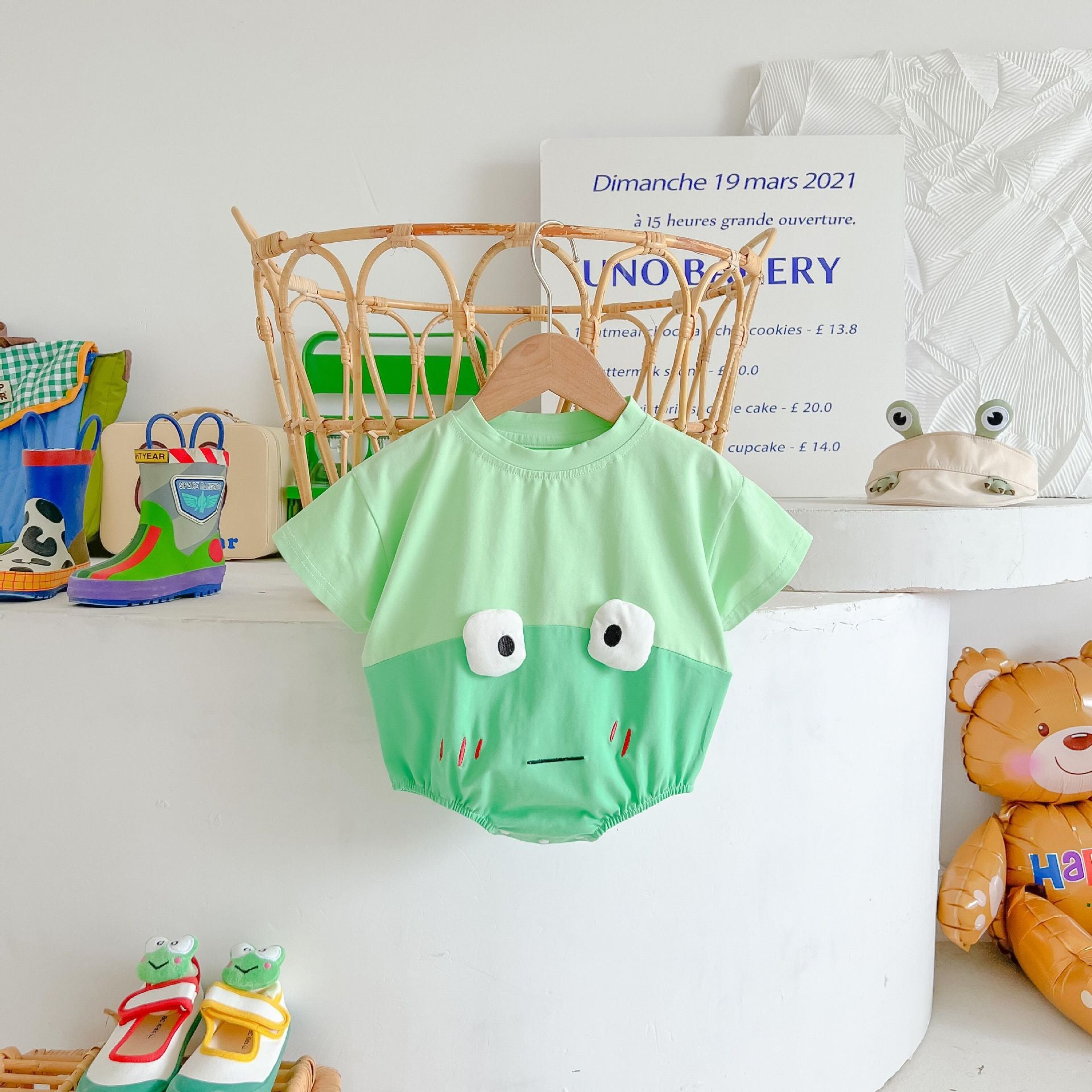 Brianna Baby Frog Cotton Triangle Rompers - GuGuTon baby store - Baby Fashion - Toddlers Outfits - Babies Outfits - Toddler Clothes - Kids Clothing - Newborn Clothes - Newborn Wear - Kids Wear - Trending Clothes - Trending Outfits - Fall Fashion - Winter Fashion - Girls Clothes - Boys Clothes - Babies Wear - Kids Accessories - KidsWear - Summer Clothes - Summer Fashion - Summer Trend - Falls Sweaters - Tops - Bottom - Jeans - Blouse - Dresses - Newborn Dresses - Toys