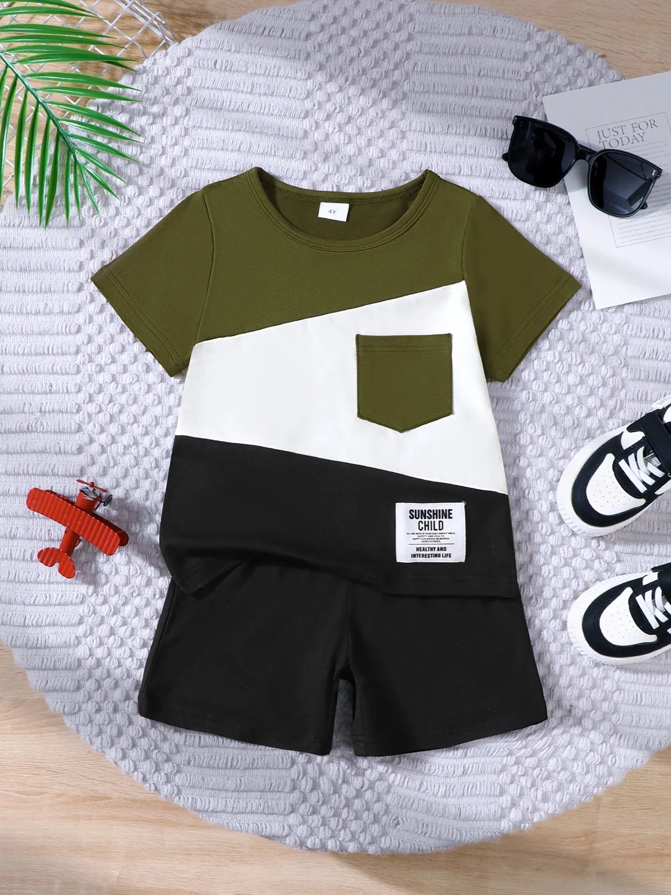 Marien Color Block Short Sleeve Top and Shorts Set - GuGuTon baby store - Baby Fashion - Toddlers Outfits - Babies Outfits - Toddler Clothes - Kids Clothing - Newborn Clothes - Newborn Wear - Kids Wear - Trending Clothes - Trending Outfits - Fall Fashion - Winter Fashion - Girls Clothes - Boys Clothes - Babies Wear - Kids Accessories - KidsWear - Summer Clothes - Summer Fashion - Summer Trend - Falls Sweaters - Tops - Bottom - Jeans - Blouse - Dresses - Newborn Dresses - Toys