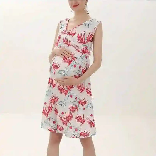 Gretter Maternity Dress - Printed V-neck Design