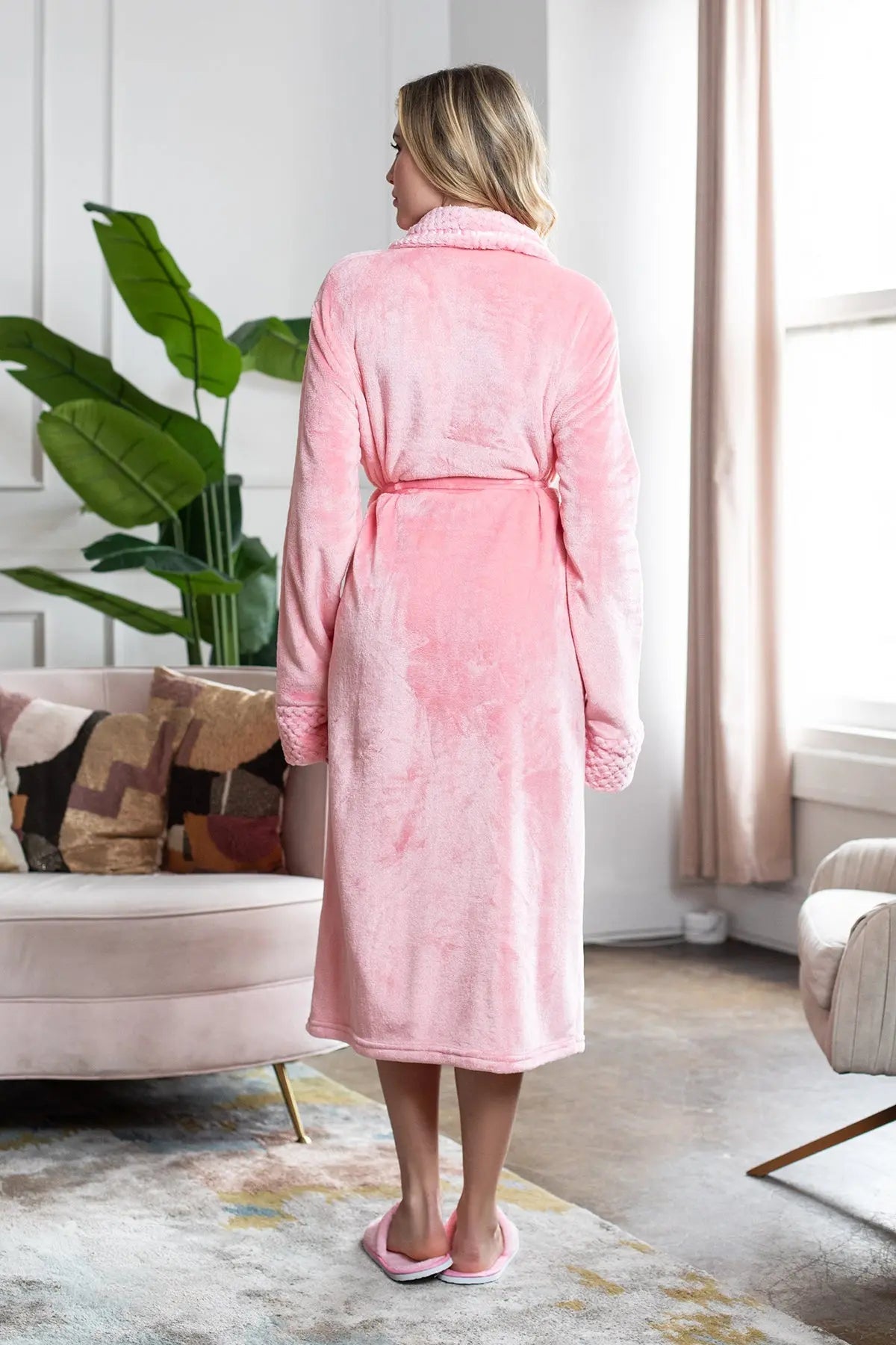 Yojaini Ultra Soft Plush Bathrobe