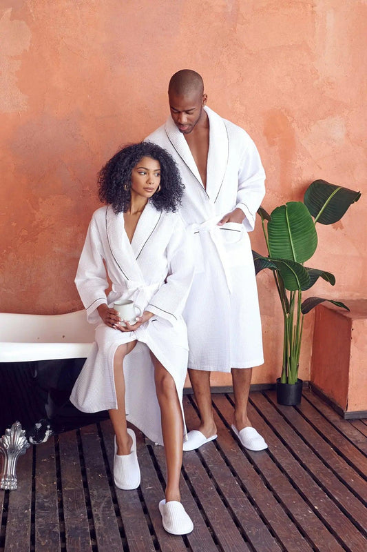 Alicia Waffle Piping Bathrobe – Lightweight Spa-Style Comfort