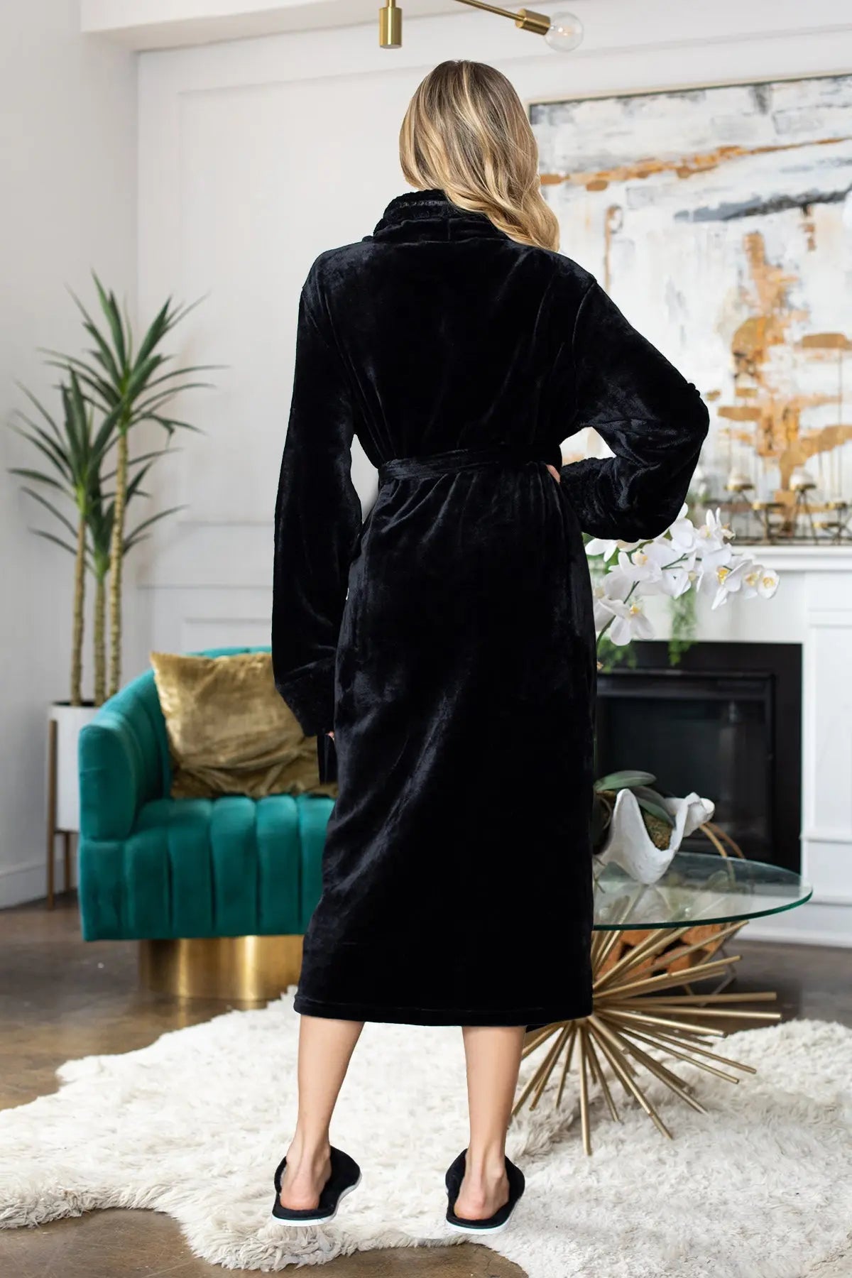 Yojaini Ultra Soft Plush Bathrobe