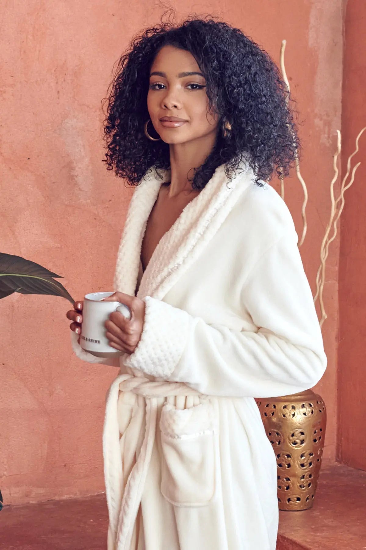 Yojaini Ultra Soft Plush Bathrobe