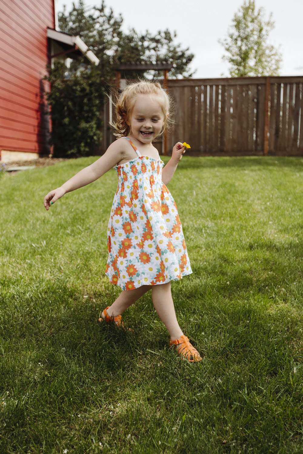 Osneida Closed-Toe Sandal - Flexible Sole | Vintage - GuGuTon baby store - Baby Fashion - Toddlers Outfits - Babies Outfits - Toddler Clothes - Kids Clothing - Newborn Clothes - Newborn Wear - Kids Wear - Trending Clothes - Trending Outfits - Fall Fashion - Winter Fashion - Girls Clothes - Boys Clothes - Babies Wear - Kids Accessories - KidsWear - Summer Clothes - Summer Fashion - Summer Trend - Falls Sweaters - Tops - Bottom - Jeans - Blouse - Dresses - Newborn Dresses - Toys