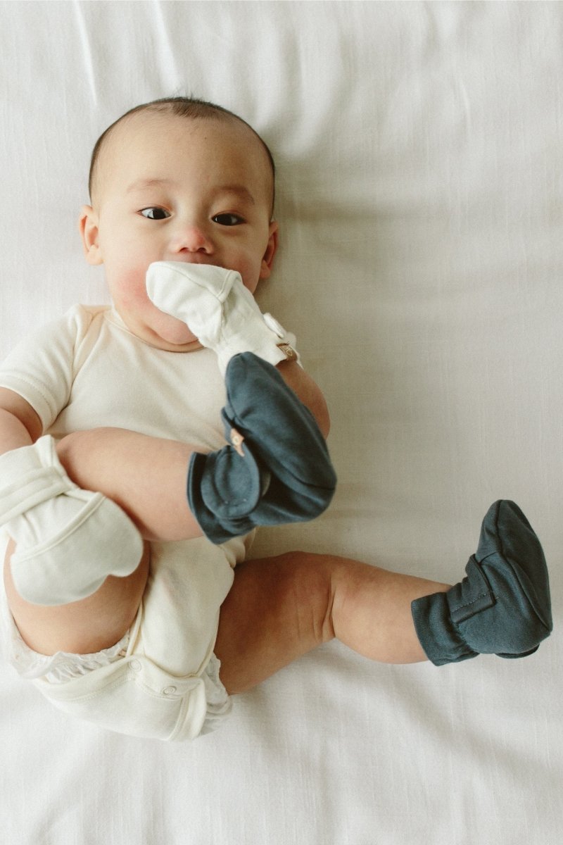 Ayden Soft No slip Midnight Stay On Boots