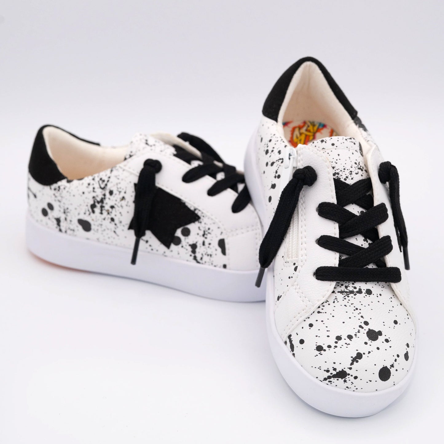 Blake Unisex Classic White Sneakers