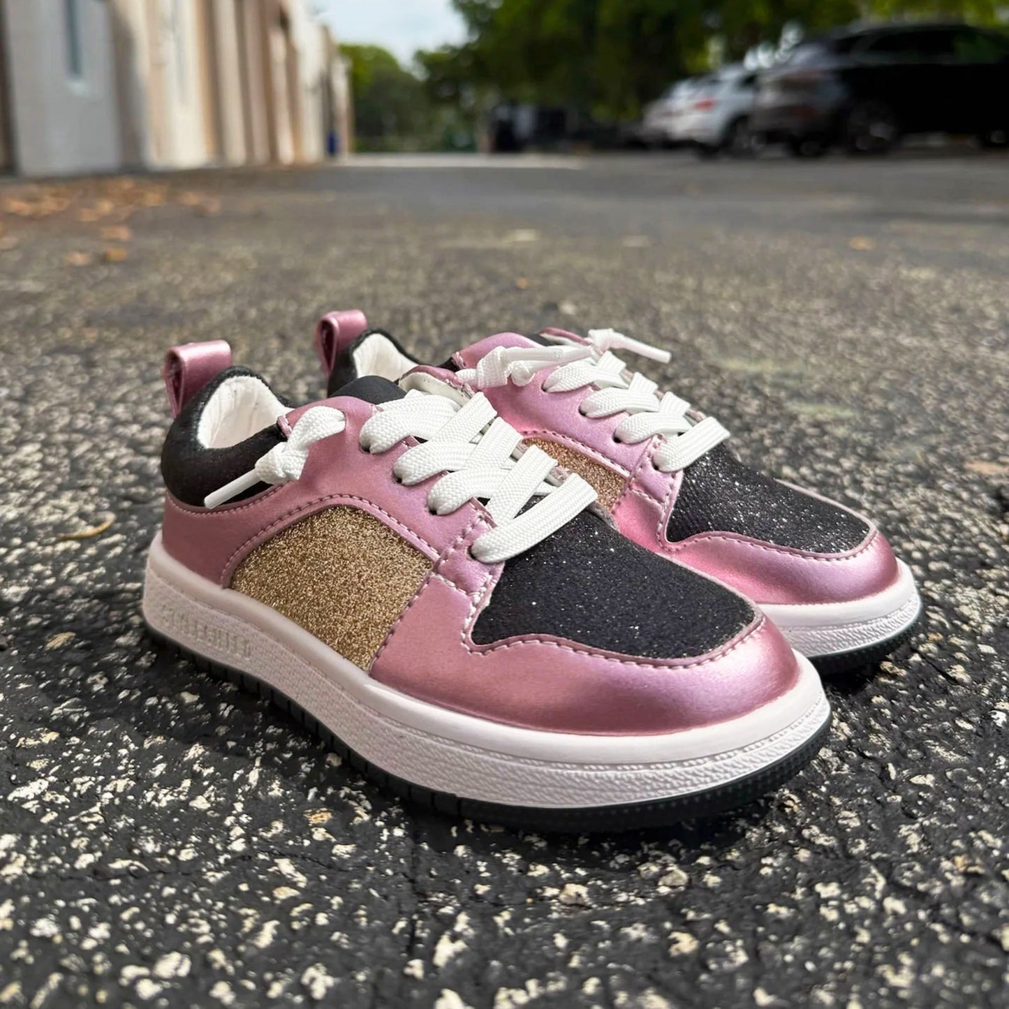 Harlow Low Top Glitter Pink Sneakers