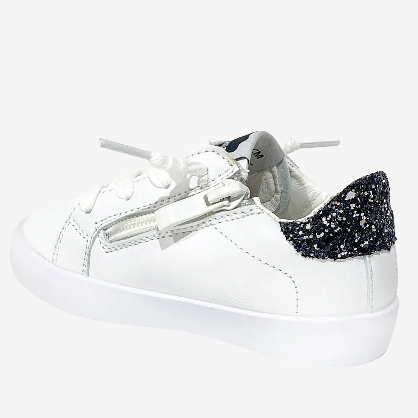 Henley White Leather Upper Accent Sneaker