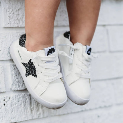 Henley White Leather Upper Accent Sneaker