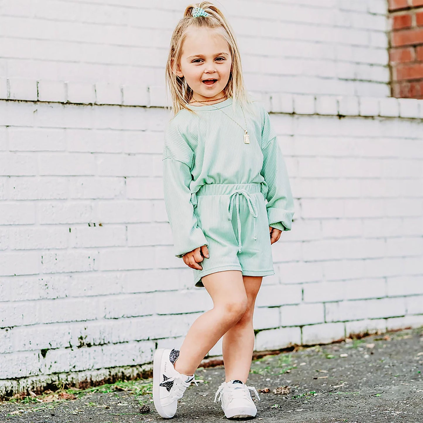 Henley White Leather Upper Accent Sneaker