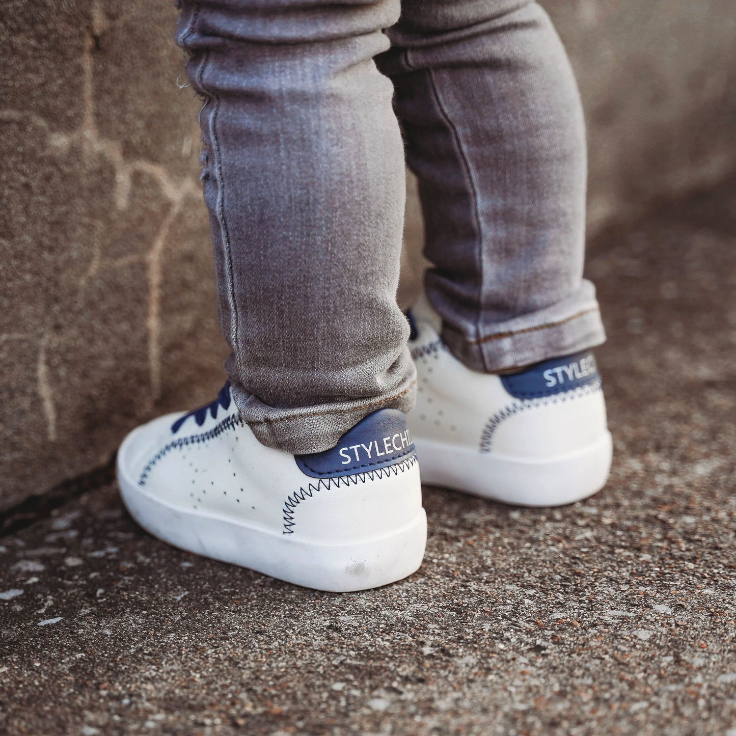 Jordy Navy Lower Leather White Sneakers