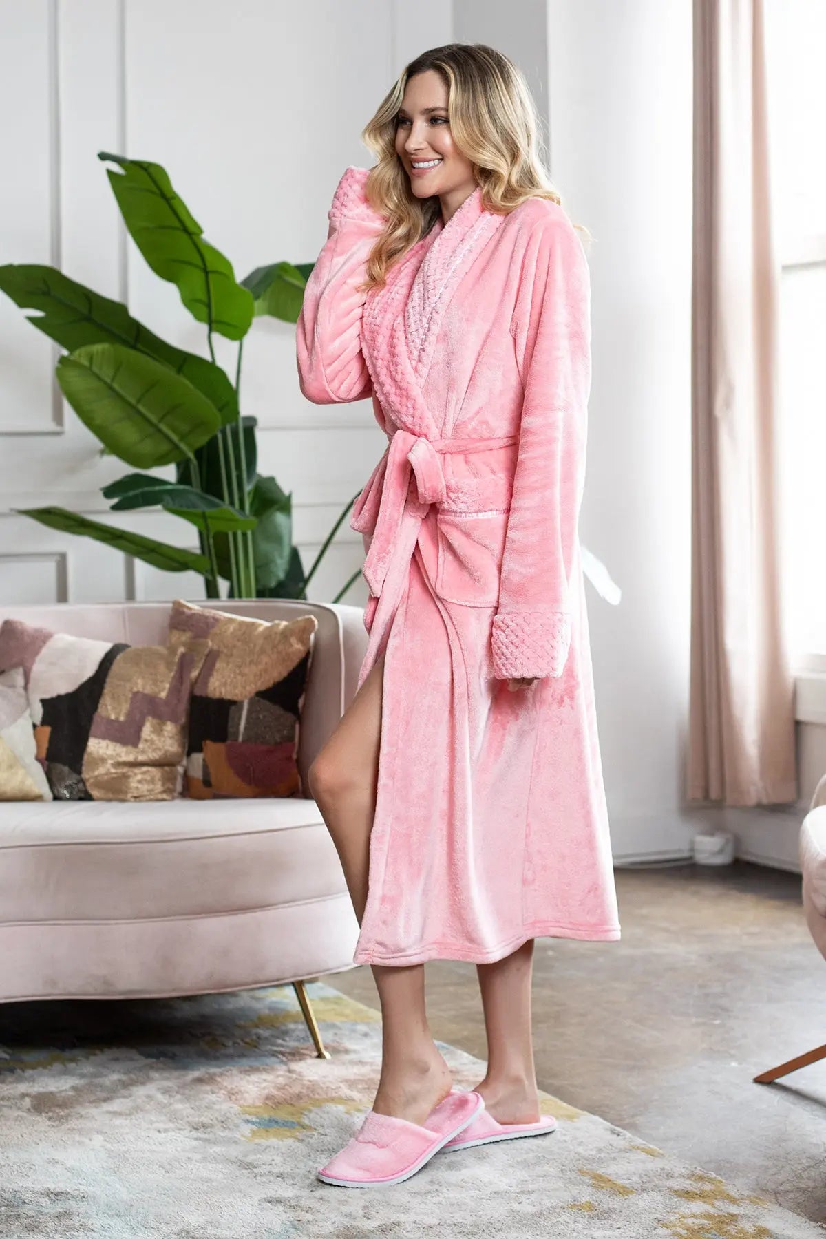 Yojaini Ultra Soft Plush Bathrobe
