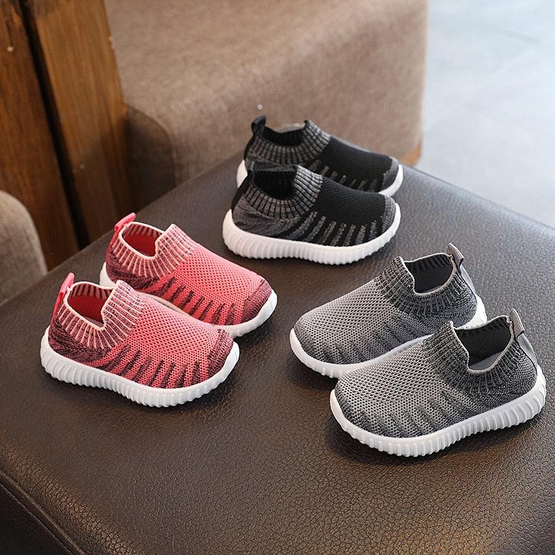 Kids Knitted Casual Shoes Sneakers for Boys Girls - GuGuTon baby store - Baby Fashion - Toddlers Outfits - Babies Outfits - Toddler Clothes - Kids Clothing - Newborn Clothes - Newborn Wear - Kids Wear - Trending Clothes - Trending Outfits - Fall Fashion - Winter Fashion - Girls Clothes - Boys Clothes - Babies Wear - Kids Accessories - KidsWear - Summer Clothes - Summer Fashion - Summer Trend - Falls Sweaters - Tops - Bottom - Jeans - Blouse - Dresses - Newborn Dresses - Toys